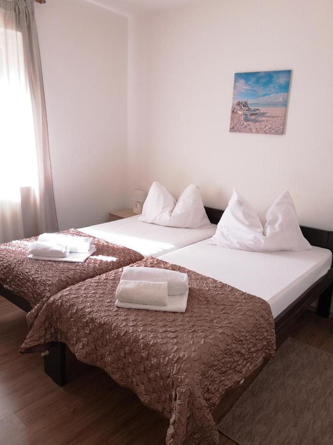 Dva Dukata Bed & Breakfast Biograd Na Moru Rom bilde